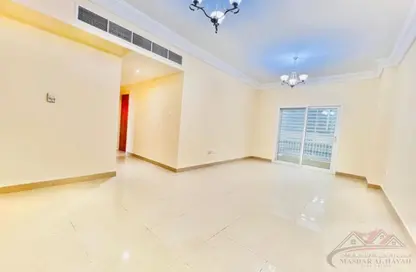 Apartment - 2 Bedrooms - 2 Bathrooms for rent in Al Nahda Complex - Al Nahda - Sharjah