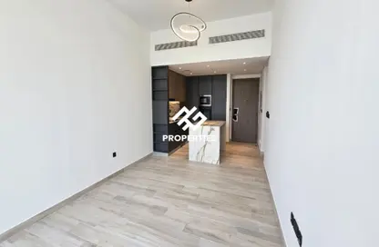 شقة - 2 غرف نوم - 3 حمامات للبيع في اكسفورد جاردنز - ارجان - دبي