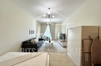 Apartment - Studio - 1 Bathroom for rent in Dubai Star - JLT Cluster L - Jumeirah Lake Towers - Dubai