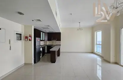 Apartment - 2 Bedrooms - 3 Bathrooms for sale in Burj View Residence - Arjan - Dubai