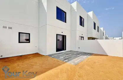 Terrace image for: Apartment - 2 Bedrooms - 3 Bathrooms for rent in Noya 1 - Noya - Yas Island - Abu Dhabi, Image 1