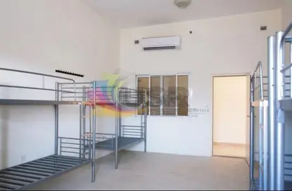 Staff Accommodation - Studio - 7+ Bathrooms for rent in Al Quoz Industrial Area 4 - Al Quoz Industrial Area - Al Quoz - Dubai