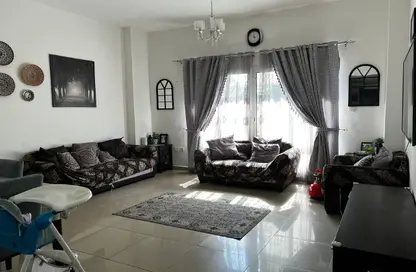 Apartment - 3 Bedrooms - 4 Bathrooms for sale in Al Reef Downtown - Al Reef - Abu Dhabi