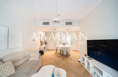 Apartment - 1 Bedroom - 1 Bathroom for sale in Reehan 7 - Reehan - Old Town - Dubai