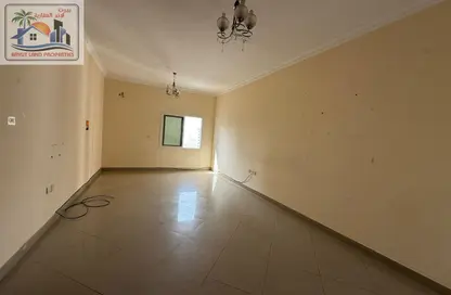 شقة - 2 غرف نوم - 3 حمامات للايجار في شارع التعاون الجديد - التعاون - الشارقة