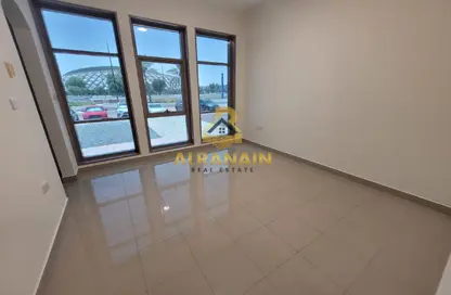 شقة - 2 غرف نوم - 2 حمامات للايجار في شريط الجيمي - الجيمي - العين