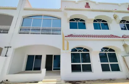 Villa - 5 Bedrooms - 5 Bathrooms for rent in Umm Suqeim 1 Villas - Umm Suqeim 1 - Umm Suqeim - Dubai