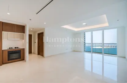 Apartment - 1 Bedroom - 1 Bathroom for rent in Palace Beach Residence - EMAAR Beachfront - Dubai Harbour - Dubai