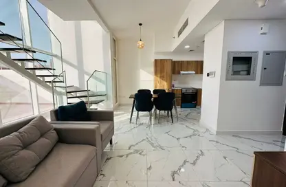 Villa - 2 Bedrooms - 3 Bathrooms for rent in Oasis 2 - Oasis Residences - Masdar City - Abu Dhabi