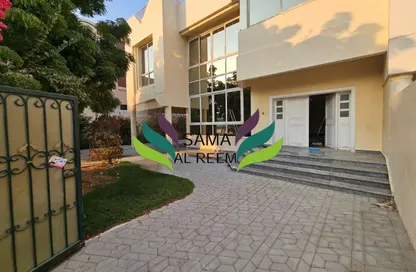 Villa - 4 Bedrooms - 4 Bathrooms for rent in Umm Suqeim 1 Villas - Umm Suqeim 1 - Umm Suqeim - Dubai