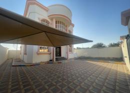 Villa - 4 bedrooms - 6 bathrooms for rent in Zakher - Al Ain