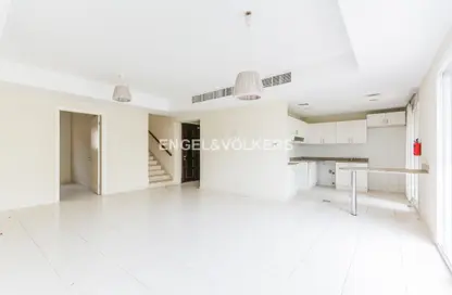 Townhouse - 3 Bedrooms - 3 Bathrooms for rent in Springs 3 - The Springs - Dubai
