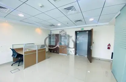 Office Space - Studio - 1 Bathroom for rent in The Burlington - Business Bay - Dubai