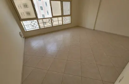 Apartment - 1 Bedroom - 1 Bathroom for rent in Al Qulaya'ah - Al Sharq - Sharjah