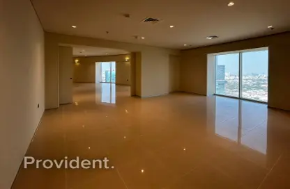 شقة - 2 غرف نوم - 3 حمامات للايجار في برج بارك - شارع الشيخ زايد - دبي