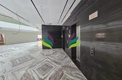 Shop - Studio - 1 Bathroom for rent in Oud Metha Building - Oud Metha - Bur Dubai - Dubai