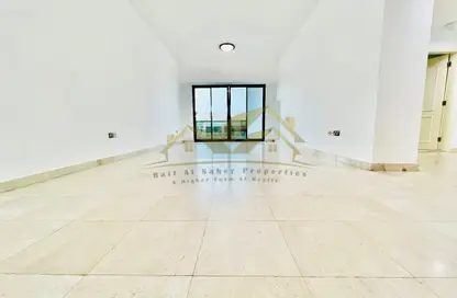 شقة - 2 غرف نوم - 3 حمامات للايجار في برج المريخي - شارع الشيخ زايد - دبي شقة - 2 غرف نوم - 3 حمامات للايجار في برج المريخي - شارع الشيخ زايد - دبي