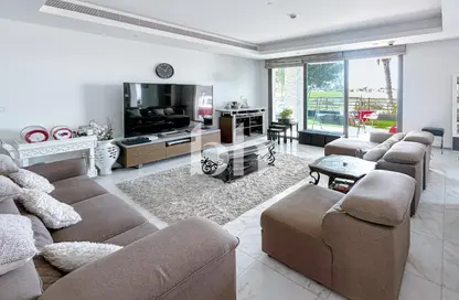 Villa - 4 Bedrooms - 5 Bathrooms for rent in Redwoods - Yas Acres - Yas Island - Abu Dhabi