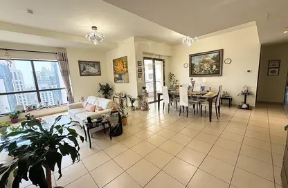 Apartment - 3 Bedrooms - 4 Bathrooms for sale in Rimal 5 - Rimal - Jumeirah Beach Residence - Dubai