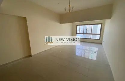 Apartment - 2 Bedrooms - 2 Bathrooms for rent in Yasmeen Tower - Al Majaz 2 - Al Majaz - Sharjah