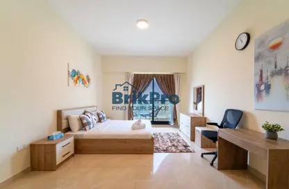 شقة - غرفة نوم - 2 حمامات للايجار في أبراج رياح - القرية التراثية - دبي