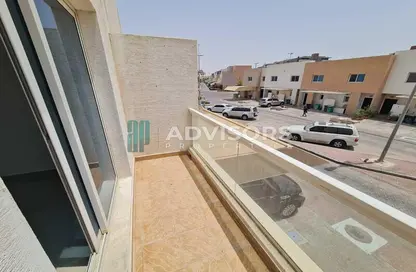 Villa - 3 Bedrooms - 4 Bathrooms for sale in Contemporary Style - Al Reef Villas - Al Reef - Abu Dhabi