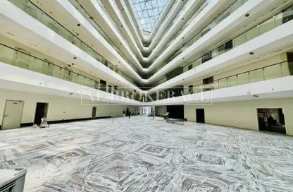 Shop - Studio - 2 Bathrooms for rent in Golden Gate - Oud Metha - Bur Dubai - Dubai