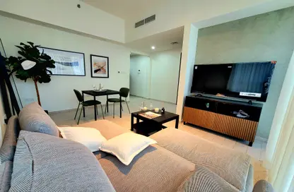 Apartment - 1 Bedroom - 1 Bathroom for rent in Electra Tower - Electra Street - Abu Dhabi