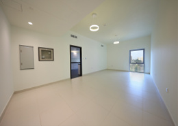 1 Month Rent Free Spacious 2 Bedrooms Apartment