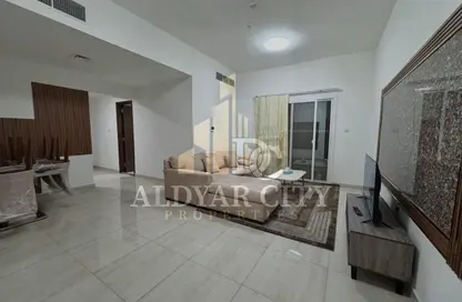 Apartment - 2 Bedrooms - 3 Bathrooms for rent in Al Rumailah building - Al Rumailah 2 - Al Rumaila - Ajman