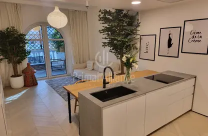 شقة - غرفة نوم - 2 حمامات للايجار في الخريف 2 - سيزون كوميونيتي - قرية الجميرا سركل - دبي