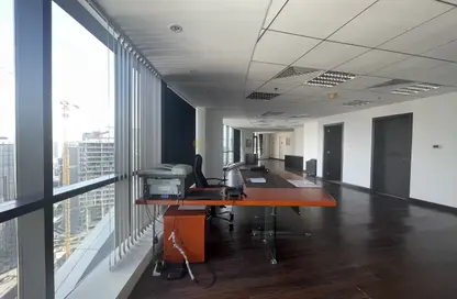 Office Space - Studio - 1 Bathroom for rent in The Regal Tower - Business Bay - Dubai
