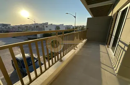 Townhouse - 3 Bedrooms - 3 Bathrooms for rent in Victoria 2 - Damac Hills 2 - Dubai