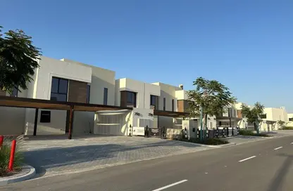 Villa - 2 Bedrooms - 3 Bathrooms for rent in Noya Viva - Noya - Yas Island - Abu Dhabi