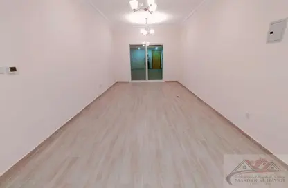 شقة - غرفة نوم - 2 حمامات للايجار في بناية مويليح 29 - مويلح - الشارقة