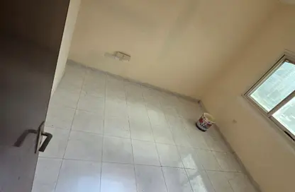 شقة - 2 غرف نوم - 1 حمام للايجار في الغوير - الغرب - الشارقة