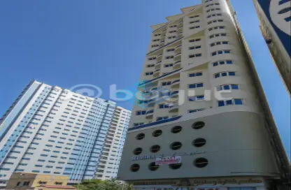 Apartment - 2 Bedrooms - 2 Bathrooms for rent in Ajman Corniche Road - Ajman