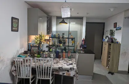 شقة - 2 غرف نوم - 2 حمامات للبيع في برج ريجيل - الضاحية 10 - قرية الجميرا سركل - دبي