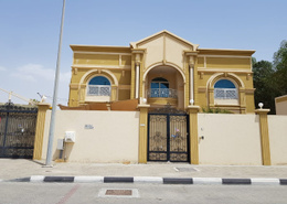 Natural Light Spacious 5 bedrooms Villa All Master