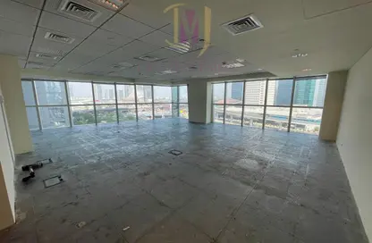 Office Space - Studio - 1 Bathroom for rent in Sama Tower - Sheikh Zayed Road - Dubai
