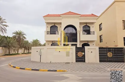 Villa - 5 Bedrooms - 7 Bathrooms for sale in Al Helio 1 - Al Helio - Ajman