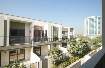 Townhouse - 3 Bedrooms - 4 Bathrooms for rent in Aura Gardens - Tilal Al Ghaf - Dubai