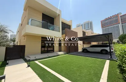 Villa - 5 Bedrooms - 6 Bathrooms for sale in Brookfield 3 - Brookfield - DAMAC Hills - Dubai