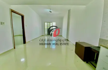 Apartment - 1 Bedroom - 2 Bathrooms for rent in Al Warsan 4 - Al Warsan - Dubai Apartment - 1 Bedroom - 2 Bathrooms for rent in Al Warsan 4 - Al Warsan - Dubai