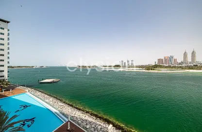 Apartment - 2 Bedrooms - 3 Bathrooms for sale in Azure Residences - Palm Jumeirah - Dubai