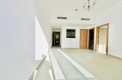شقة - غرفة نوم - 2 حمامات للايجار في 4 الورسان - الورسان - دبي