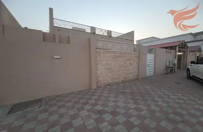 Villa - 2 Bedrooms - 3 Bathrooms for rent in Julfar - Ras Al Khaimah