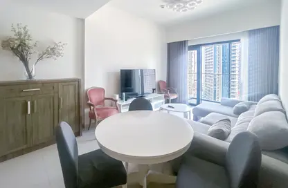 Apartment - 1 Bedroom - 1 Bathroom for rent in Burj Royale - Downtown Dubai - Dubai