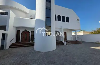 فيلا - 6 غرف نوم - 8 حمامات للايجار في فلل جميرا 3 - جميرا 3 - جميرا - دبي