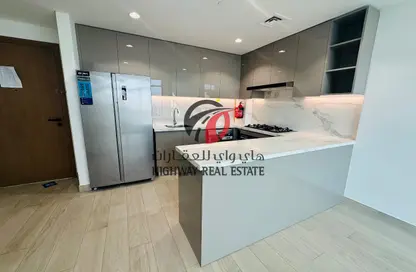 شقة - 3 غرف نوم - 2 حمامات للايجار في عزيزي العنبر - الفرجان - دبي